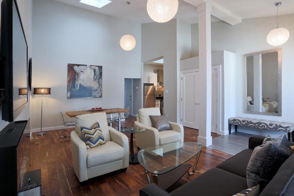 Boardwalk Homes - Executive Guest Rooms & Townhomes Kitchener Habitación foto